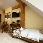 Gorczanska Perla Podhale Bed & Breakfast Łopuszna